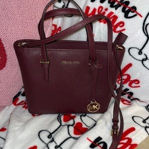 Jet Set Travel Extra-Small Saffiano Leather Top-Zip Tote Bag